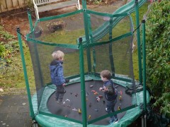 trampoline attività